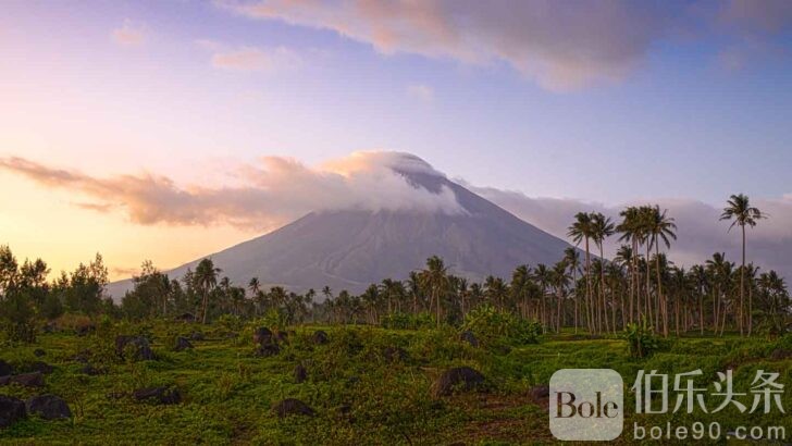 Mayon-Volcano-Philippines-Attractions-728x410.jpg