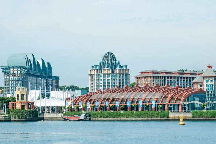 01-June-2022-cover-story-resorts-world-sentosa-750x500-1.webp