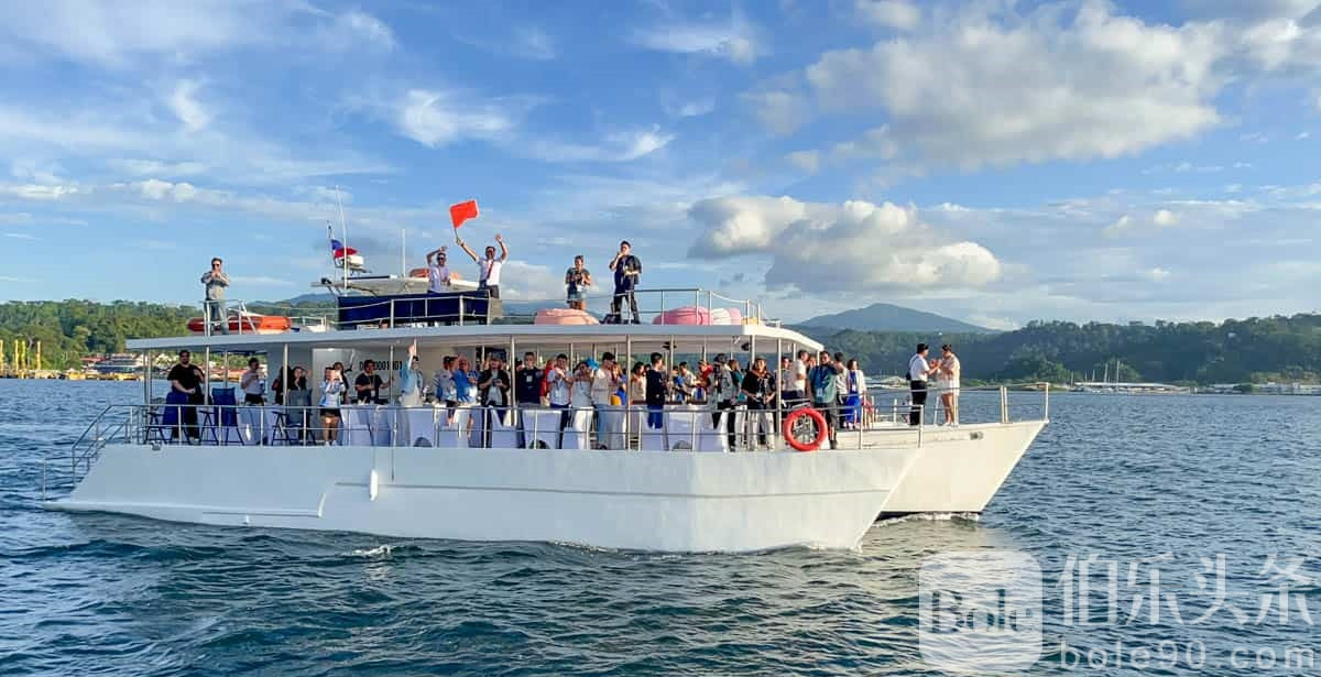 Subic-Yacht-Cruise.jpg