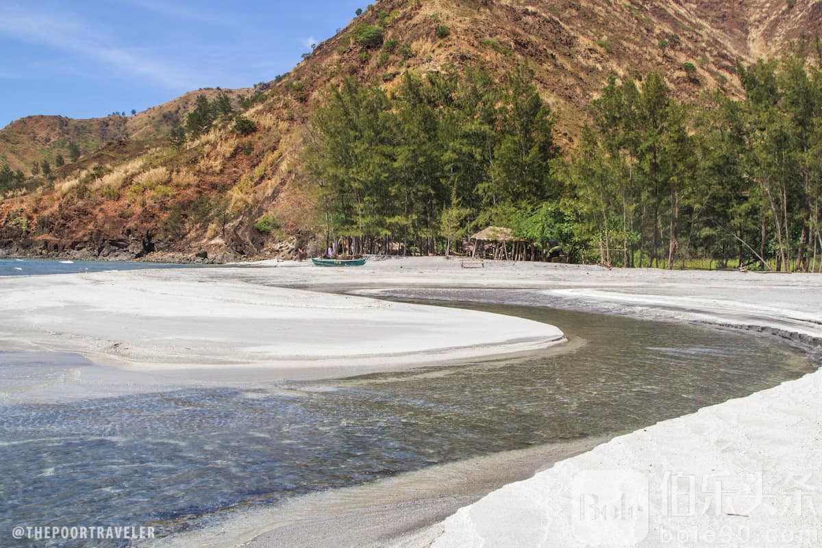 Nagsasa-Cove-Zambales.jpg