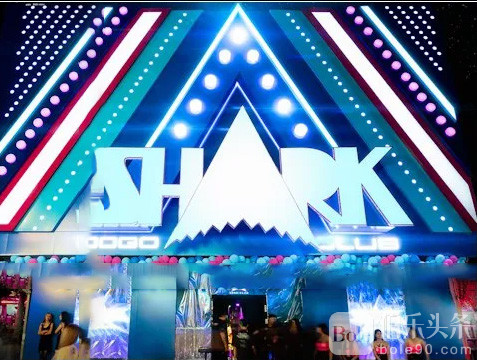Go-Go-Bar_Pattaya_Shark@1x_2.jpg