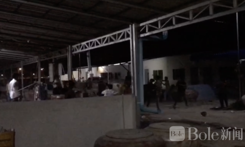 金边机场旁深夜群殴！两伙人激战惨叫不断现场失控